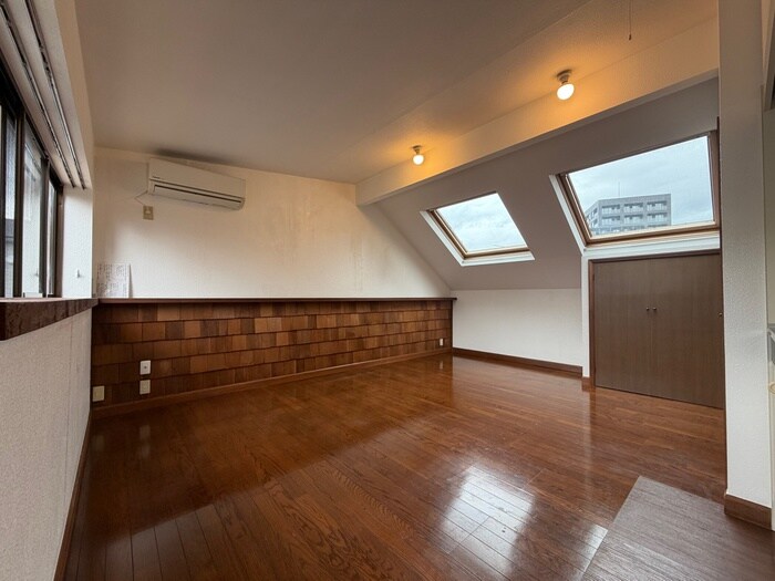 物件内観写真14　(居室)