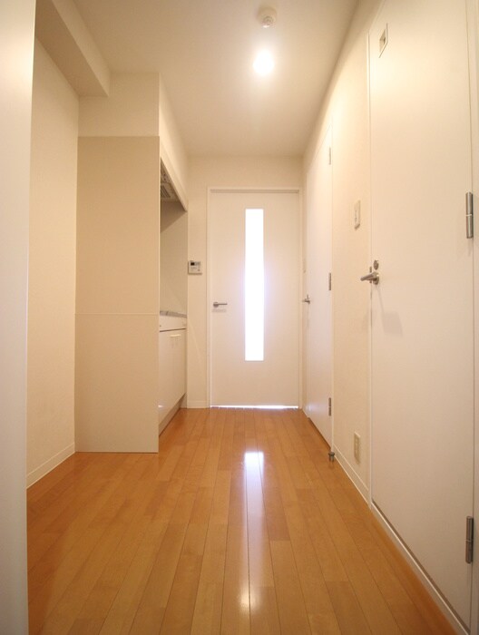 物件内観写真8　(廊下)