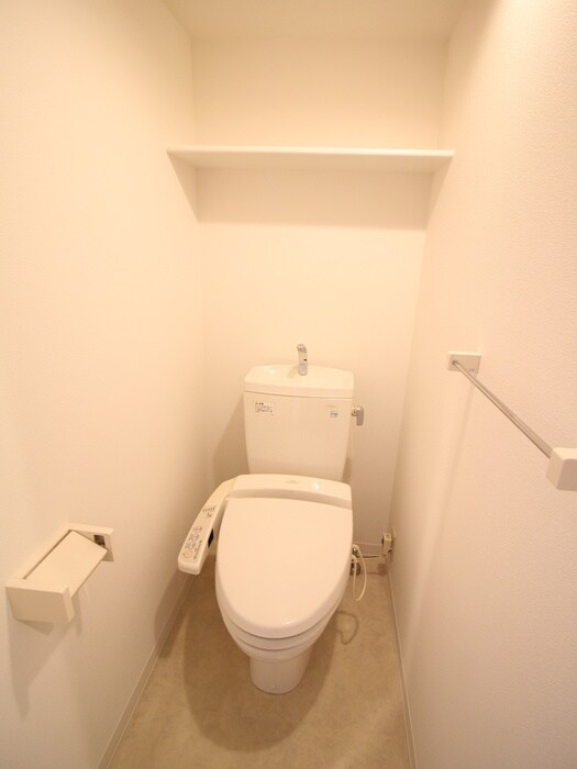 物件内観写真15　(トイレ)