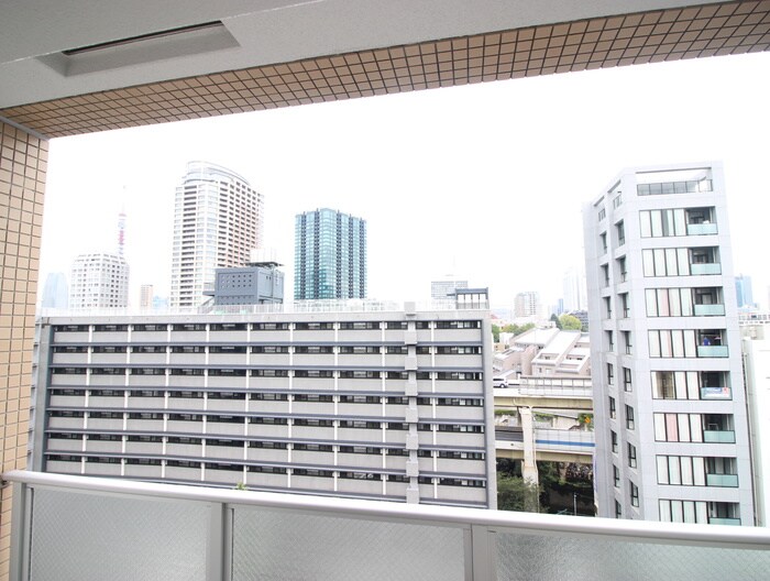 物件内観写真17　(室内からの展望)