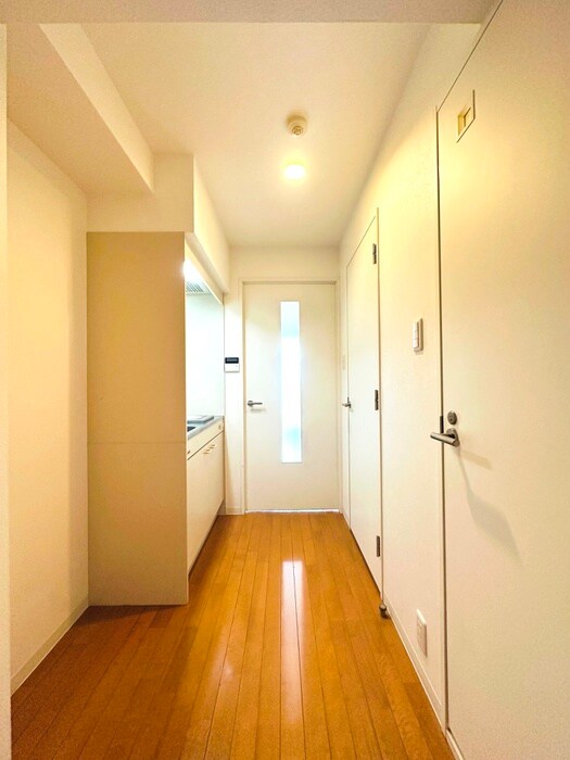 物件内観写真19　(廊下)