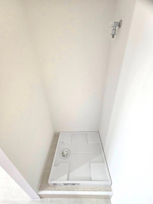 物件内観写真9　(洗濯機置場)