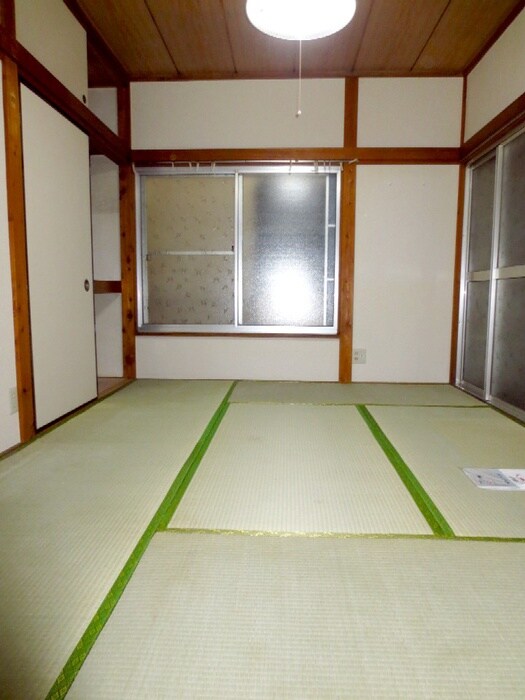 物件内観写真9　(居室)