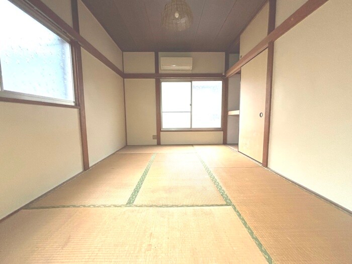 物件内観写真10　(居室)