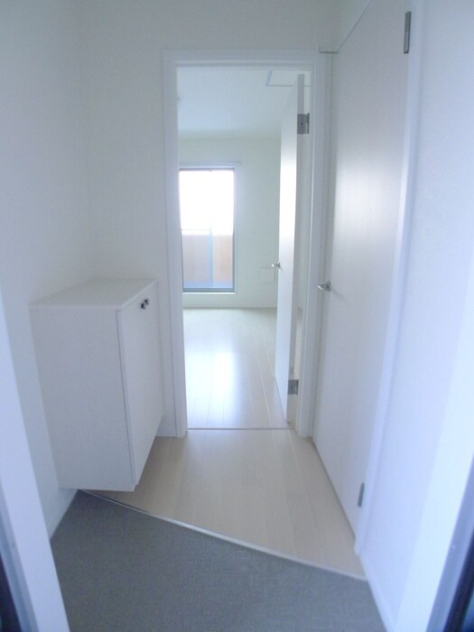 物件内観写真15　(玄関)