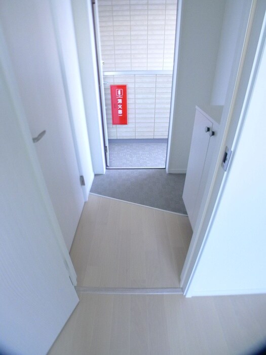 物件内観写真22　(廊下)