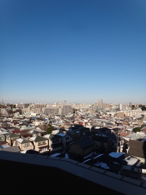 物件内観写真16　(室内からの展望)