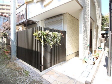 レジデンシャルホーム（1F）外観写真