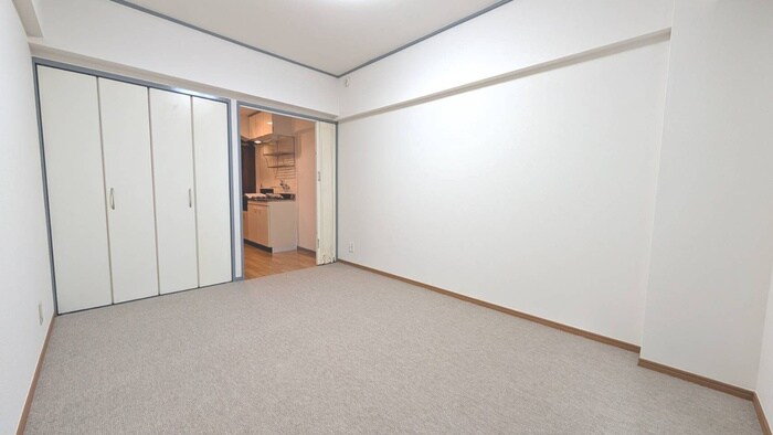 物件内観写真12　(居室)