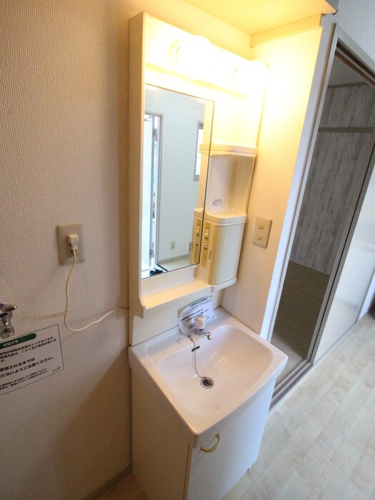 物件内観写真10　(洗面)