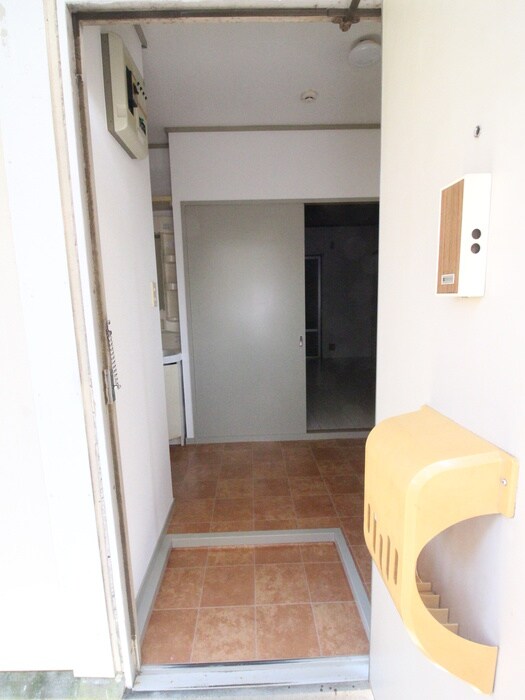 物件内観写真21　(玄関)
