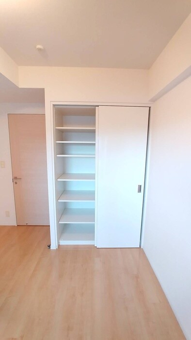 物件内観写真11　(収納)