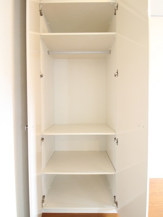 物件内観写真13　(収納)