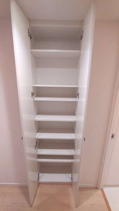 物件内観写真18　(収納)