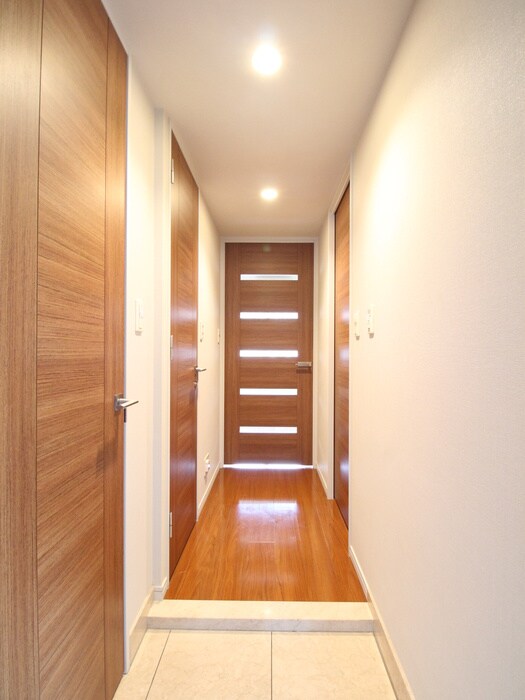 物件内観写真20　(廊下)