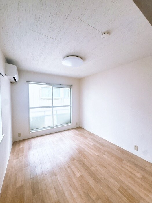 物件内観写真22　(居室)