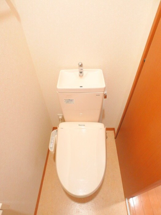 物件内観写真15　(トイレ)