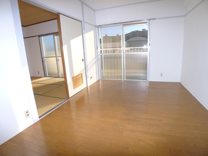 物件内観写真13　(居室)