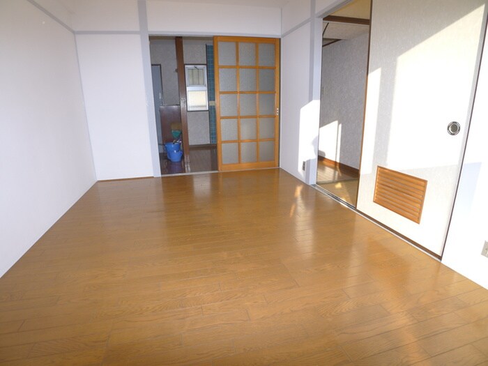 物件内観写真15　(居室)
