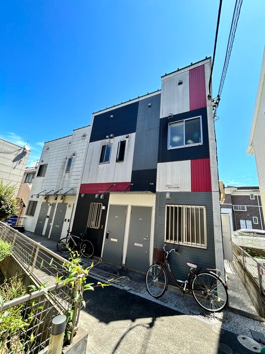 物件外観写真2　(外観写真)