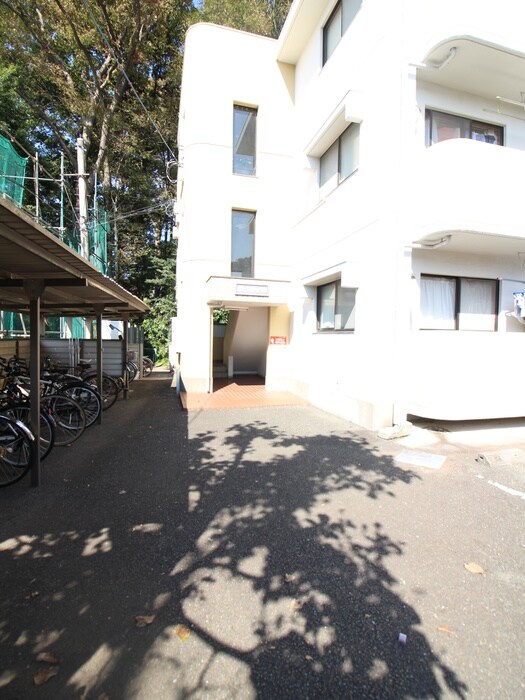 リバーランドハイツＢのエントランス部分