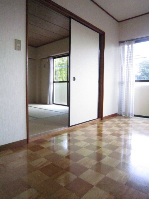 物件内観写真15　(居室)