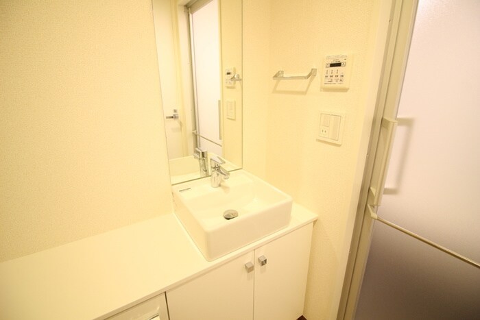 物件内観写真11　(洗面)