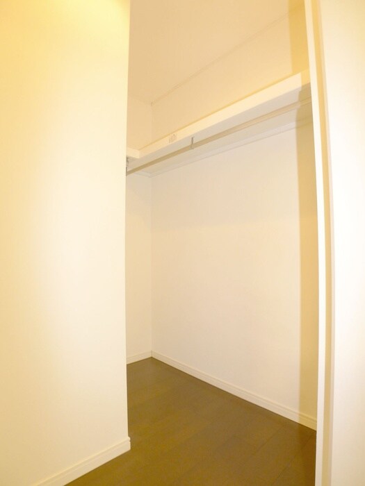 物件内観写真11　(収納)