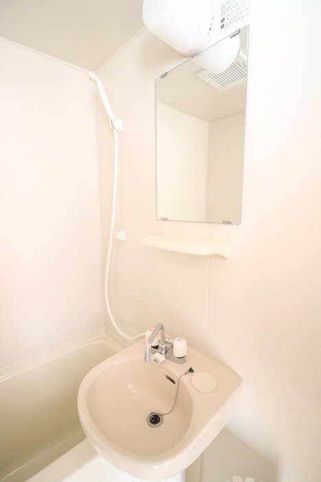 物件内観写真11　(洗面)