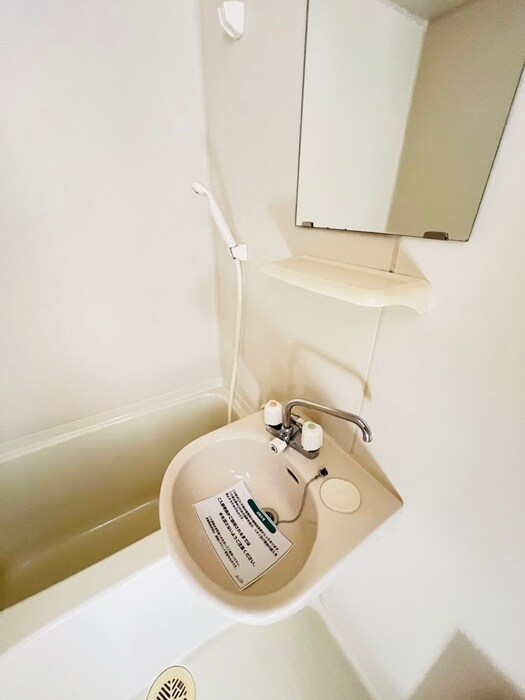 物件内観写真12　(洗面)