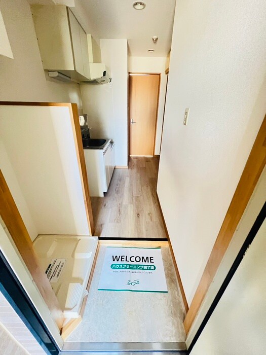 物件内観写真17　(玄関)