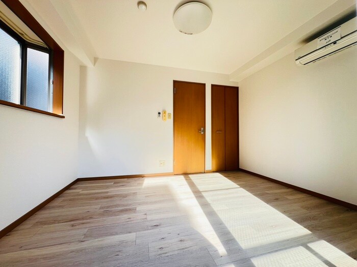 物件内観写真21　(居室)