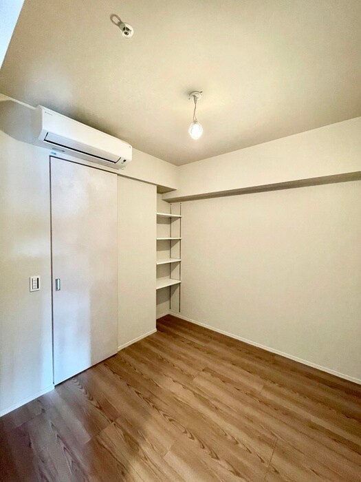 物件内観写真13　(居室)