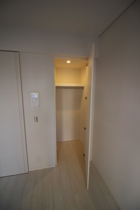 物件内観写真11　(収納)