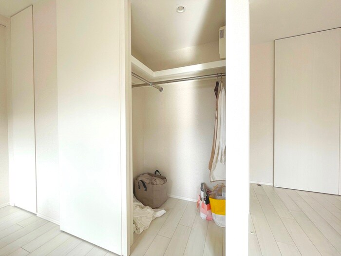 物件内観写真13　(収納)