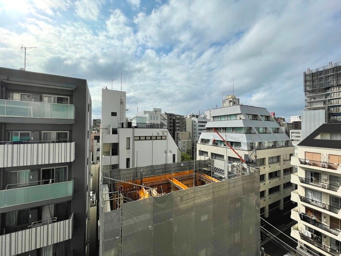 物件内観写真15　(室内からの展望)