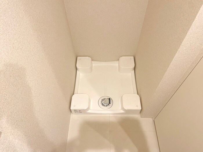 物件内観写真18　(洗濯機置場)