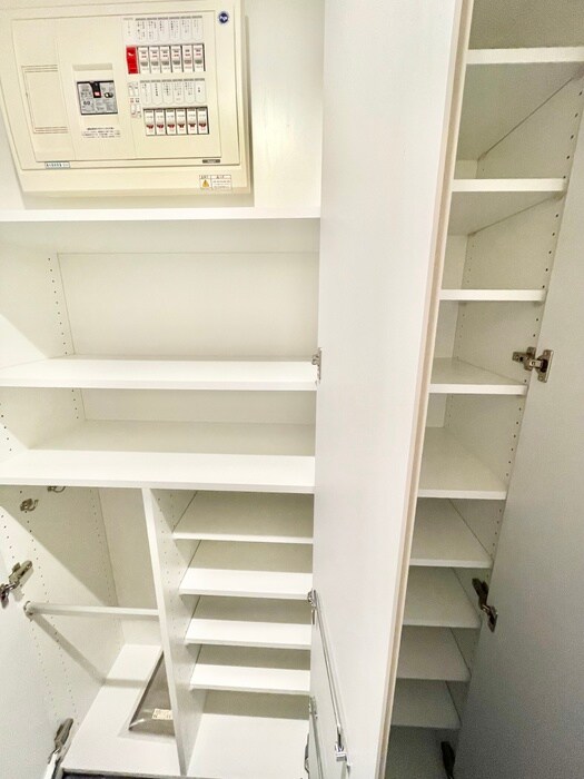 物件内観写真19　(靴箱)