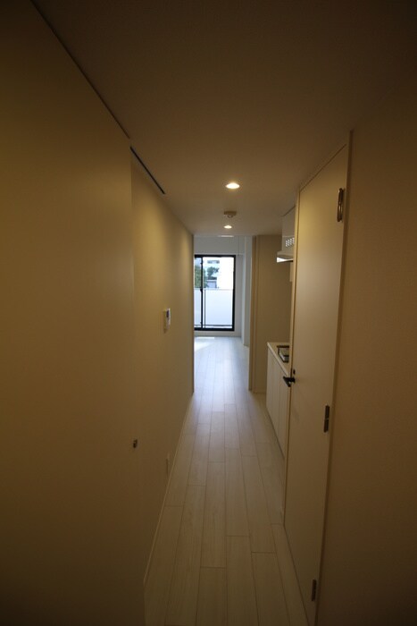 物件内観写真21　(廊下)