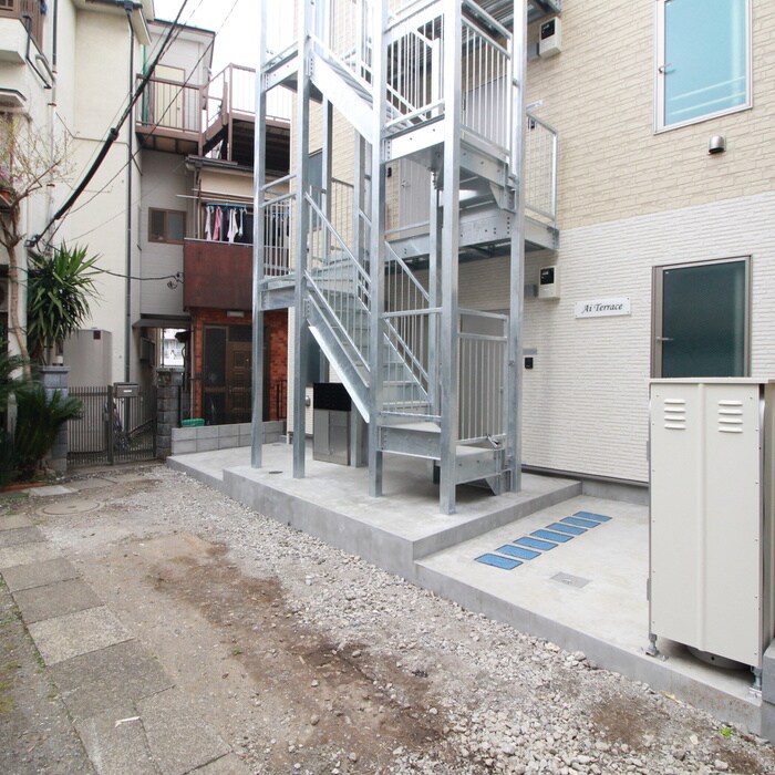 物件外観写真5　(外観写真)