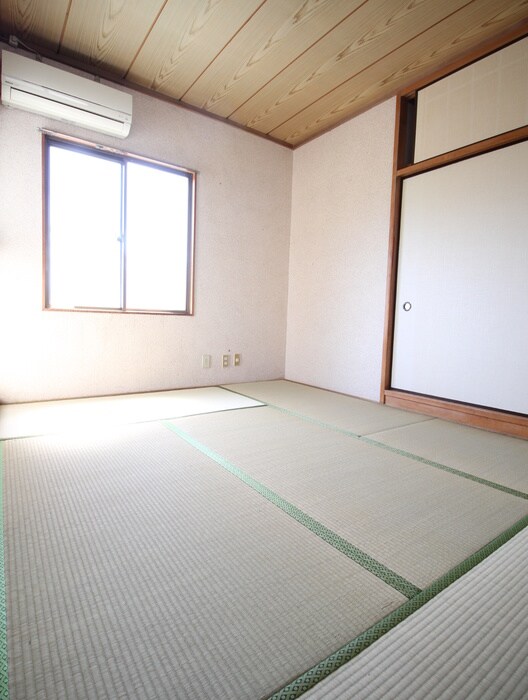 物件内観写真7　(居室)