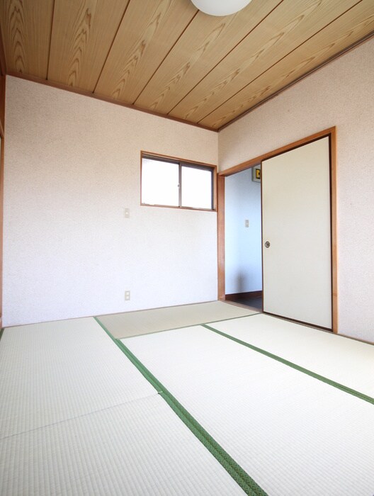 物件内観写真8　(居室)