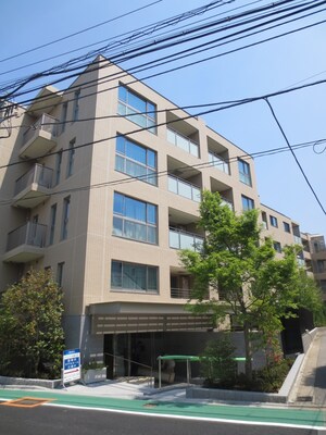 ブランズ本郷真砂(404)外観写真