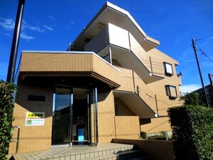 オークビレッジ２号棟外観写真