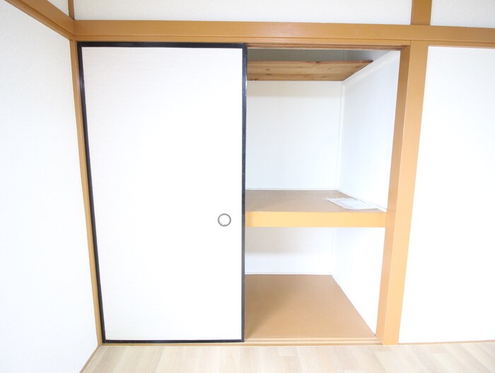 物件内観写真15　(収納)
