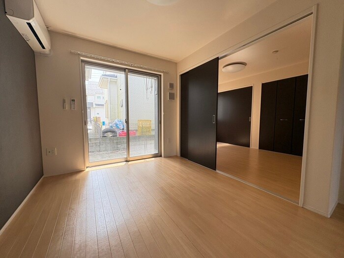 物件内観写真8　(居室)