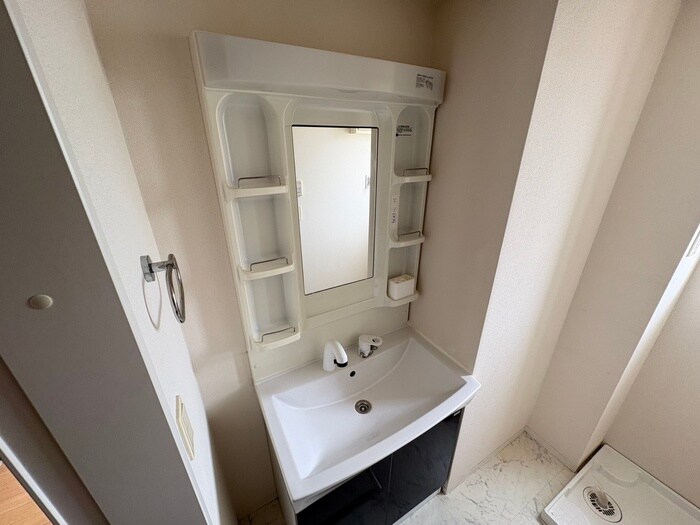 物件内観写真10　(洗面)