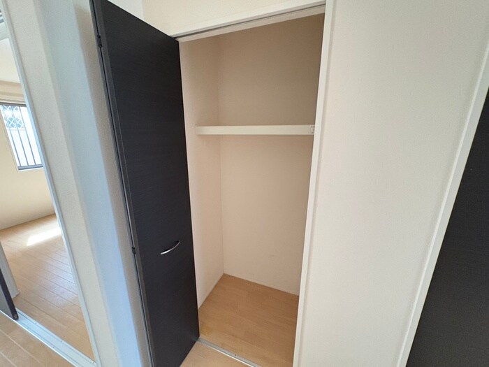 物件内観写真18　(収納)
