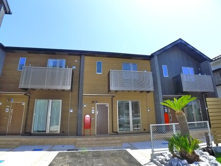 ｽｳｪｰﾃﾞﾝﾊｳｽRAD HUS柏2外観写真