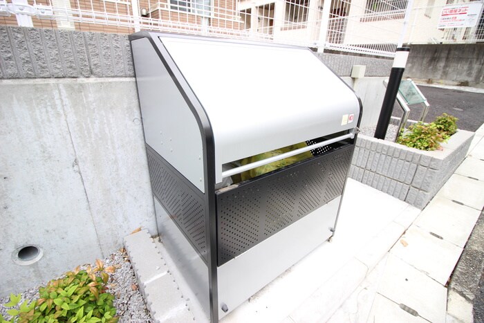 物件外観写真4　(建物設備)